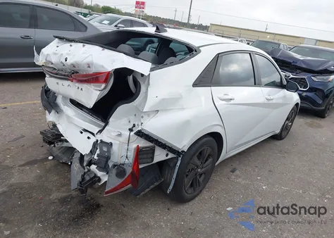 2022 Hyundai Elantra Sel from USA, damaged, VIN 5NPLS4AG9NH071122